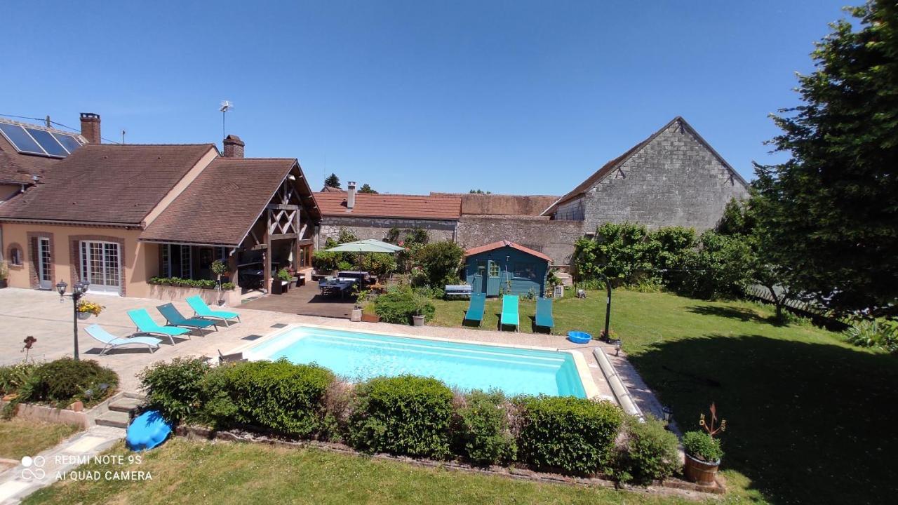Atelier Des Sens 89 Bed & Breakfast Evry  Exterior photo
