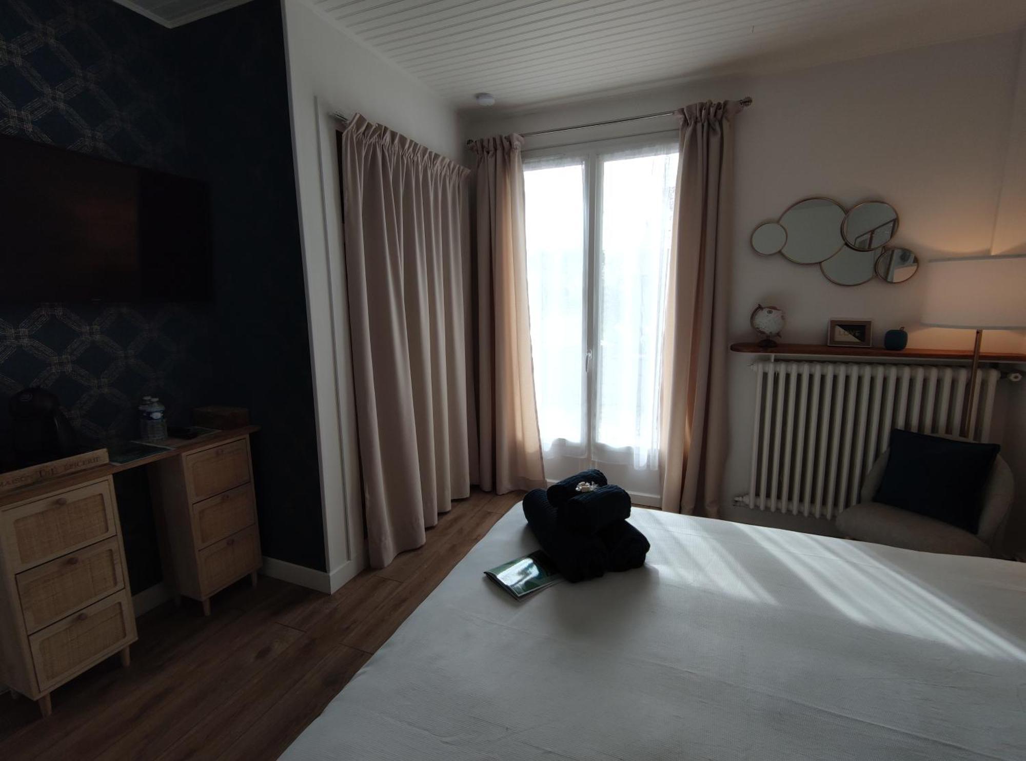 Atelier Des Sens 89 Bed & Breakfast Evry  Room photo